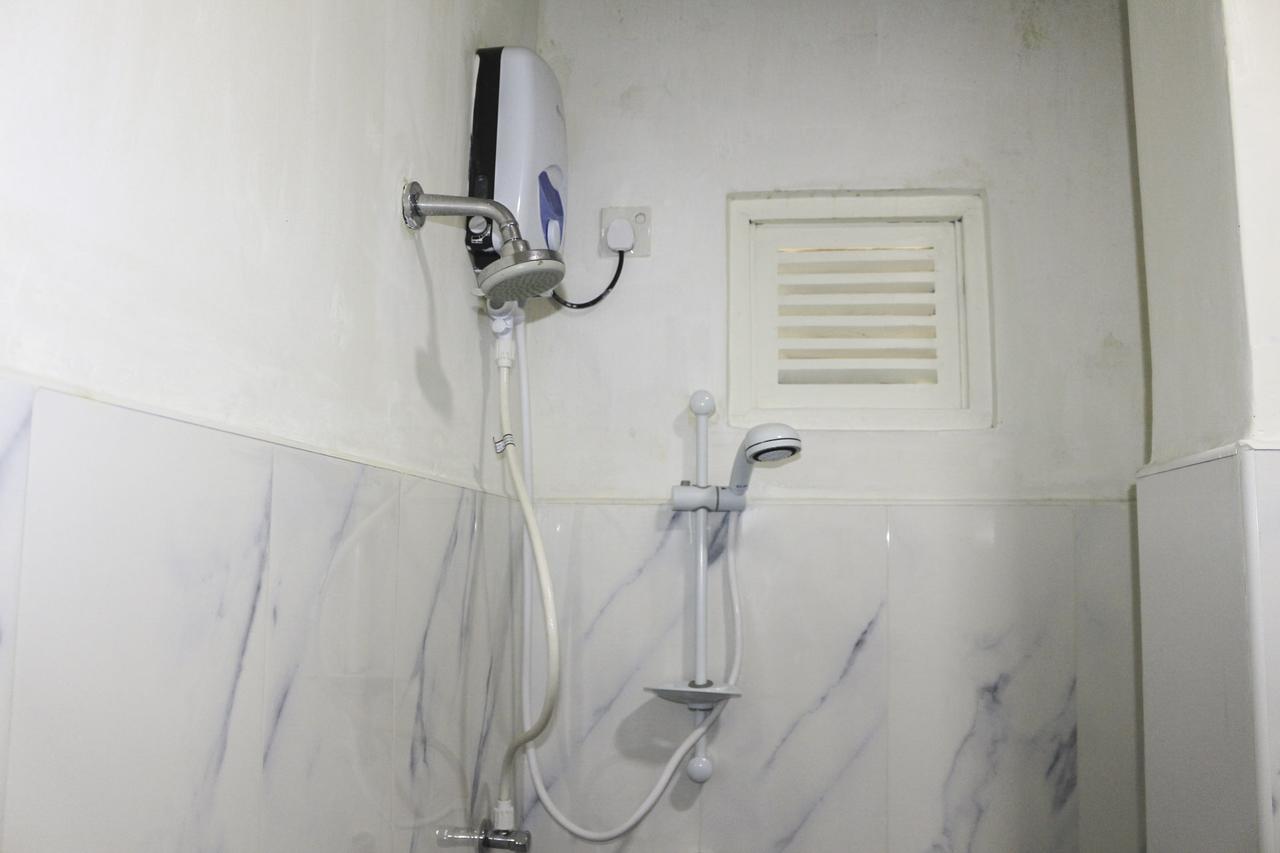 Yoho Travellers Residence 康提 外观 照片
